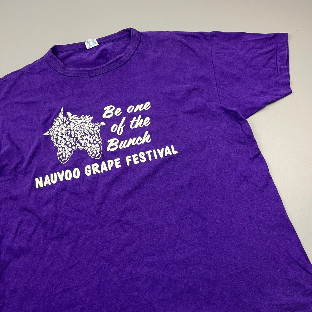Champion T-Shirt Mens XL Purple Nauvoo Grape Festival Vintage Made in USA
